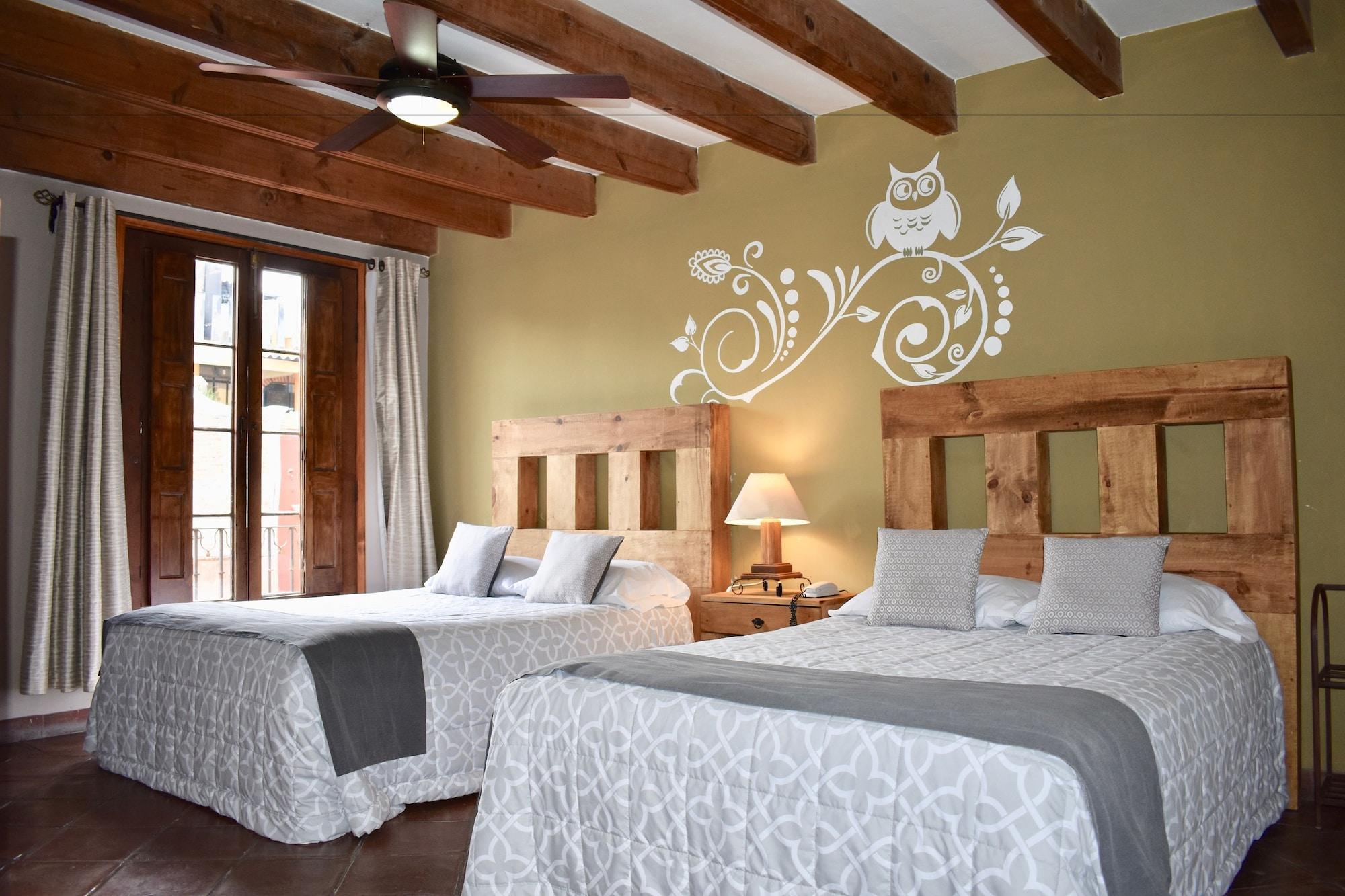 Hotel Ana Catalina And Suites Альенде Экстерьер фото